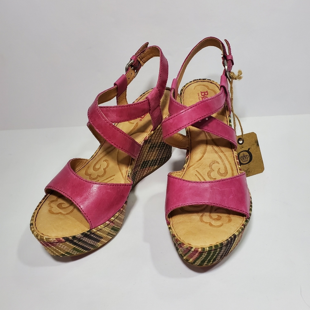 NWT Born Fushcia/Pink Leather Platform Wedge Sandal Size 7